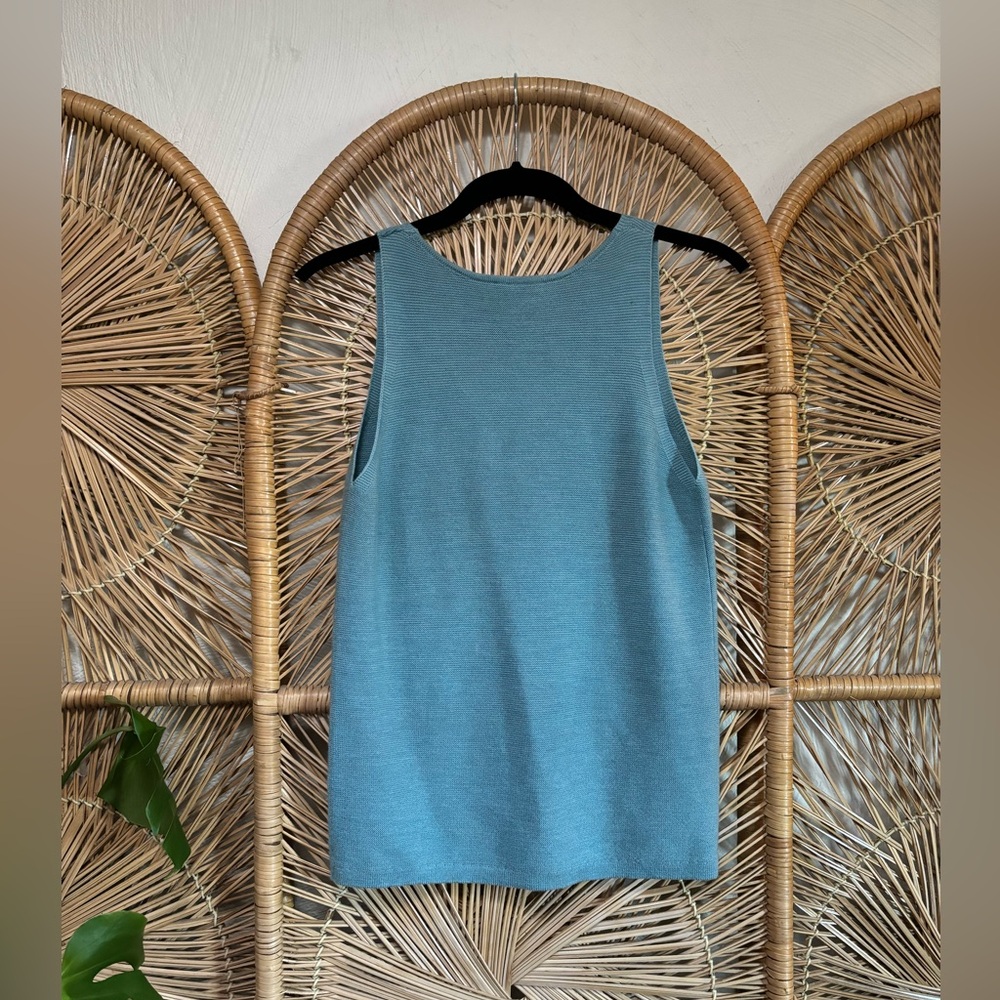 The Reset R Label Sweater Tank - Picture 2 of 3